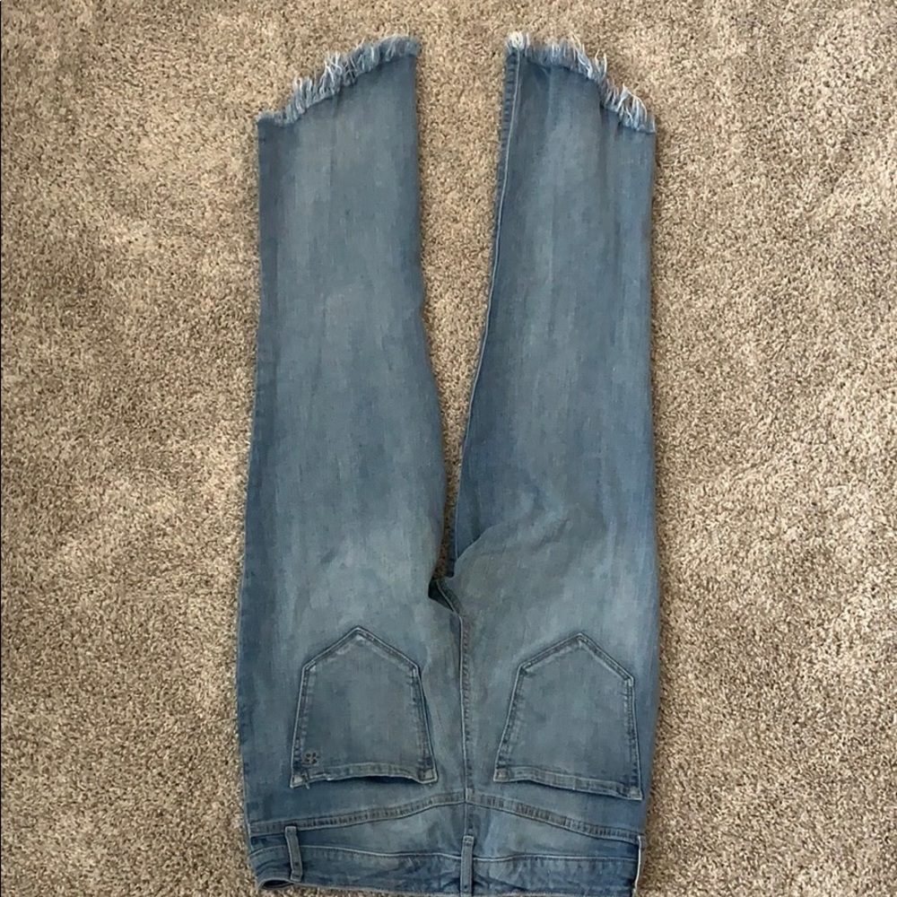 Jessica Simpson denim fray crop! - Picture 5 of 5